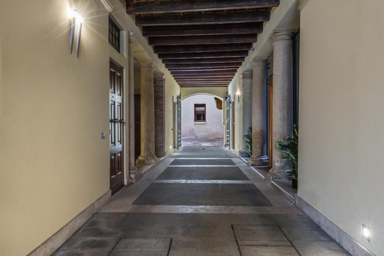 Palazzo Cavalli Pasquini Verona Buitenkant foto